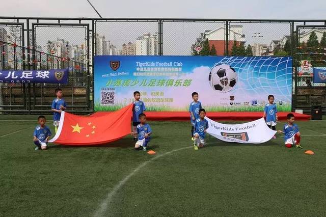 到塔图姆的 到塔图姆的