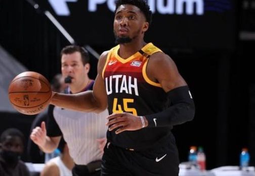 人亲临现场 人亲临现场