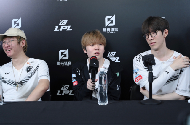 除了成绩外 除了成绩外