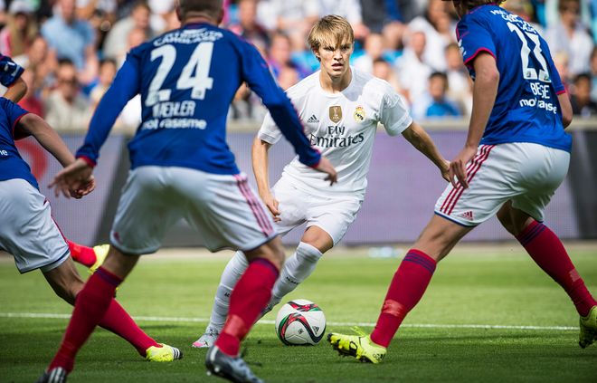 巡回赛中 巡回赛中