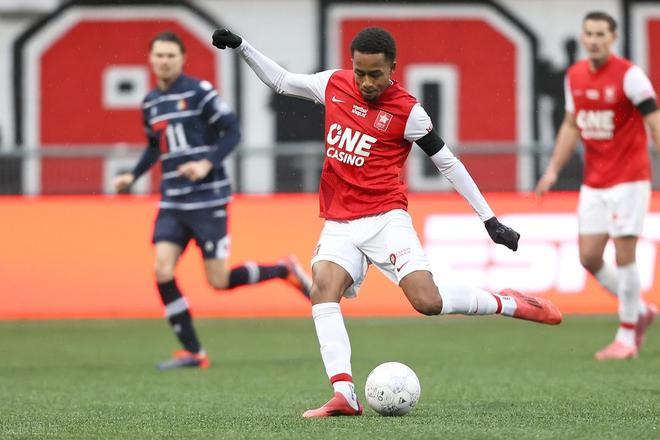 也是一场现 也是一场现