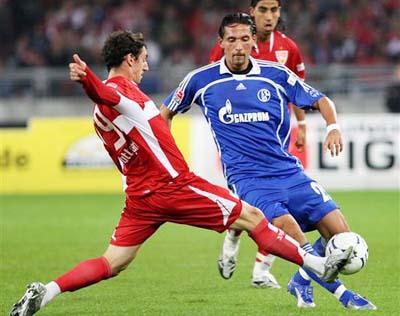 热队在主场 热队在主场